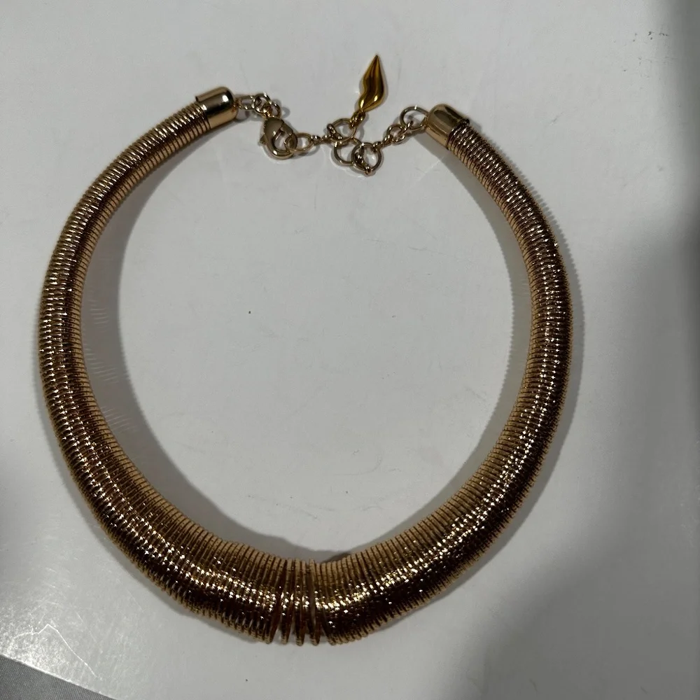 DVF Diane Von Furtenberg Choker‎ necklace in Gold